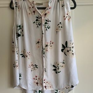 Sleeveless Lucky Brand Top